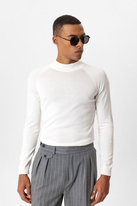 Ecru Half Collar Men's Knitwear